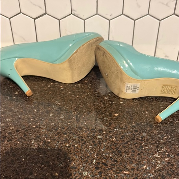 Suzy Shier Women's Blue/teal Pumps size 7 heels closed toe - Picture 8 of 9